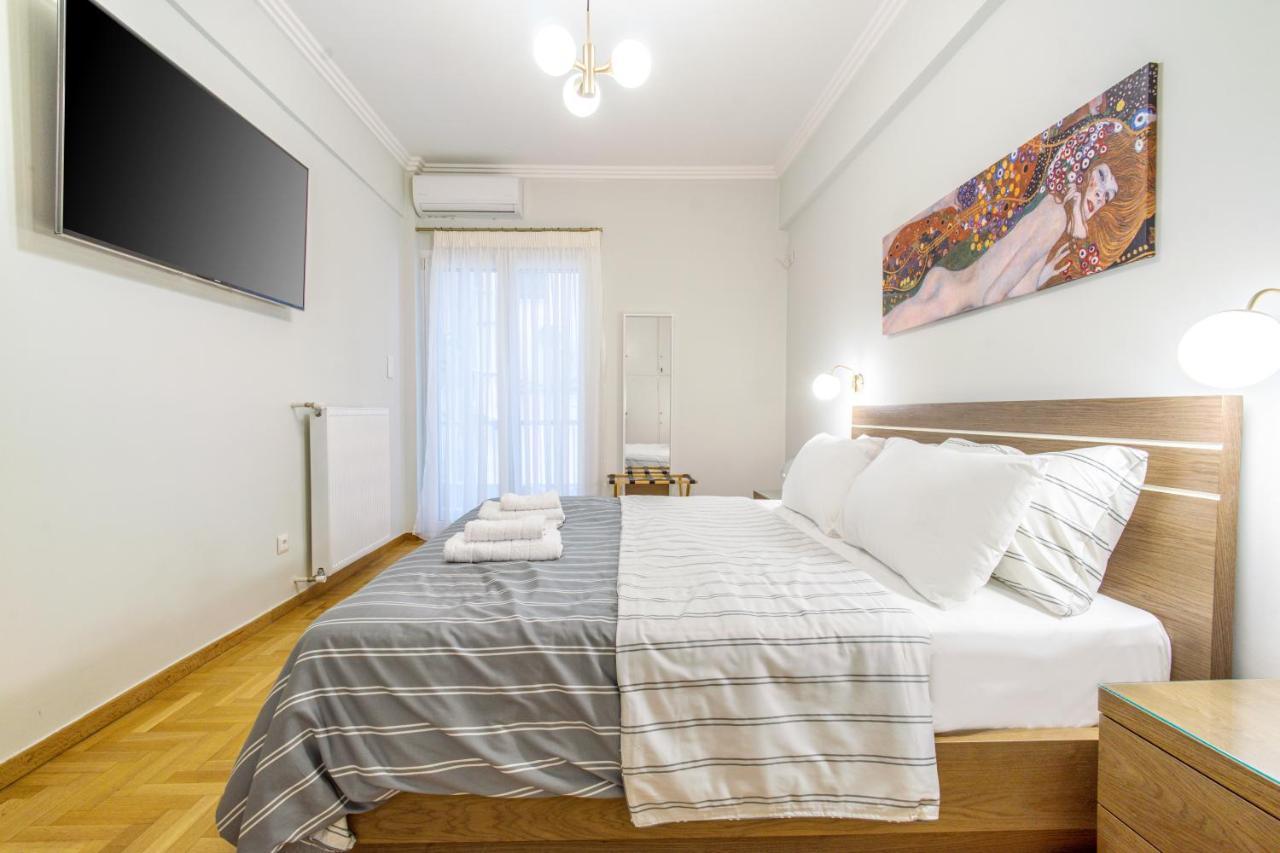 Apartament Urban Luxury On A Quiet Street In The Center Of Ateny Zewnętrze zdjęcie