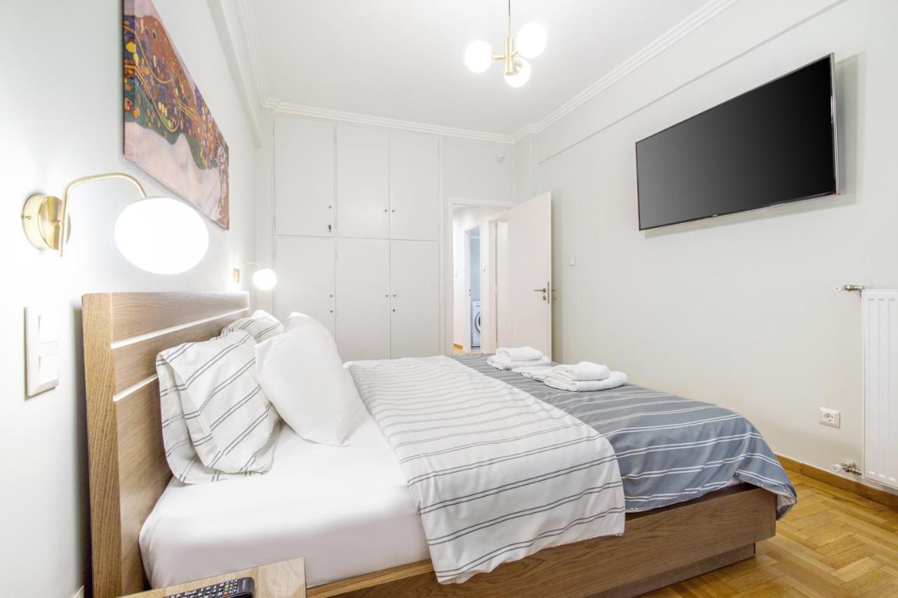 Apartament Urban Luxury On A Quiet Street In The Center Of Ateny Zewnętrze zdjęcie