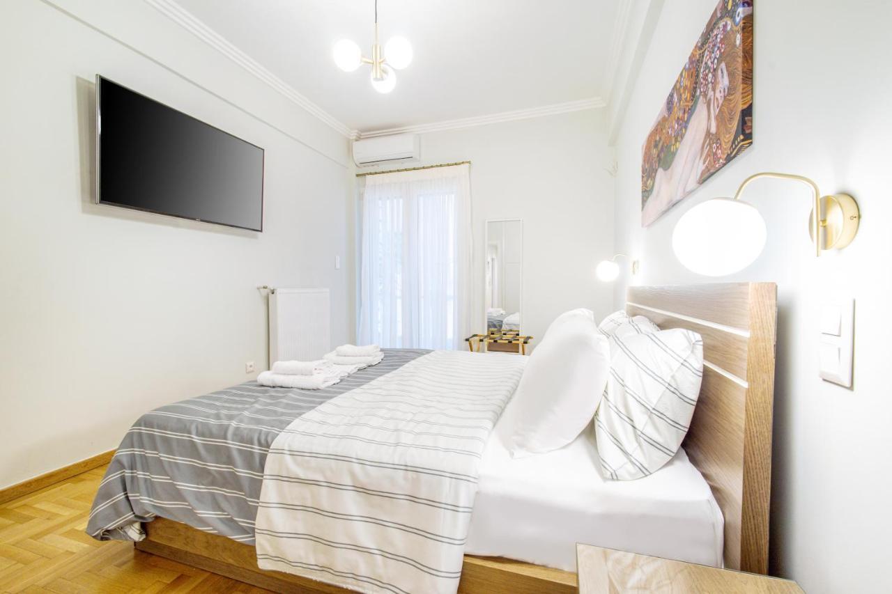 Apartament Urban Luxury On A Quiet Street In The Center Of Ateny Zewnętrze zdjęcie