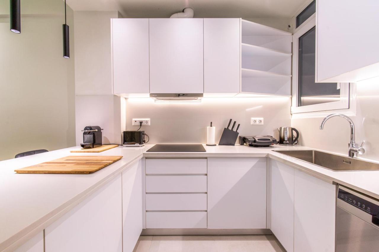 Apartament Urban Luxury On A Quiet Street In The Center Of Ateny Zewnętrze zdjęcie