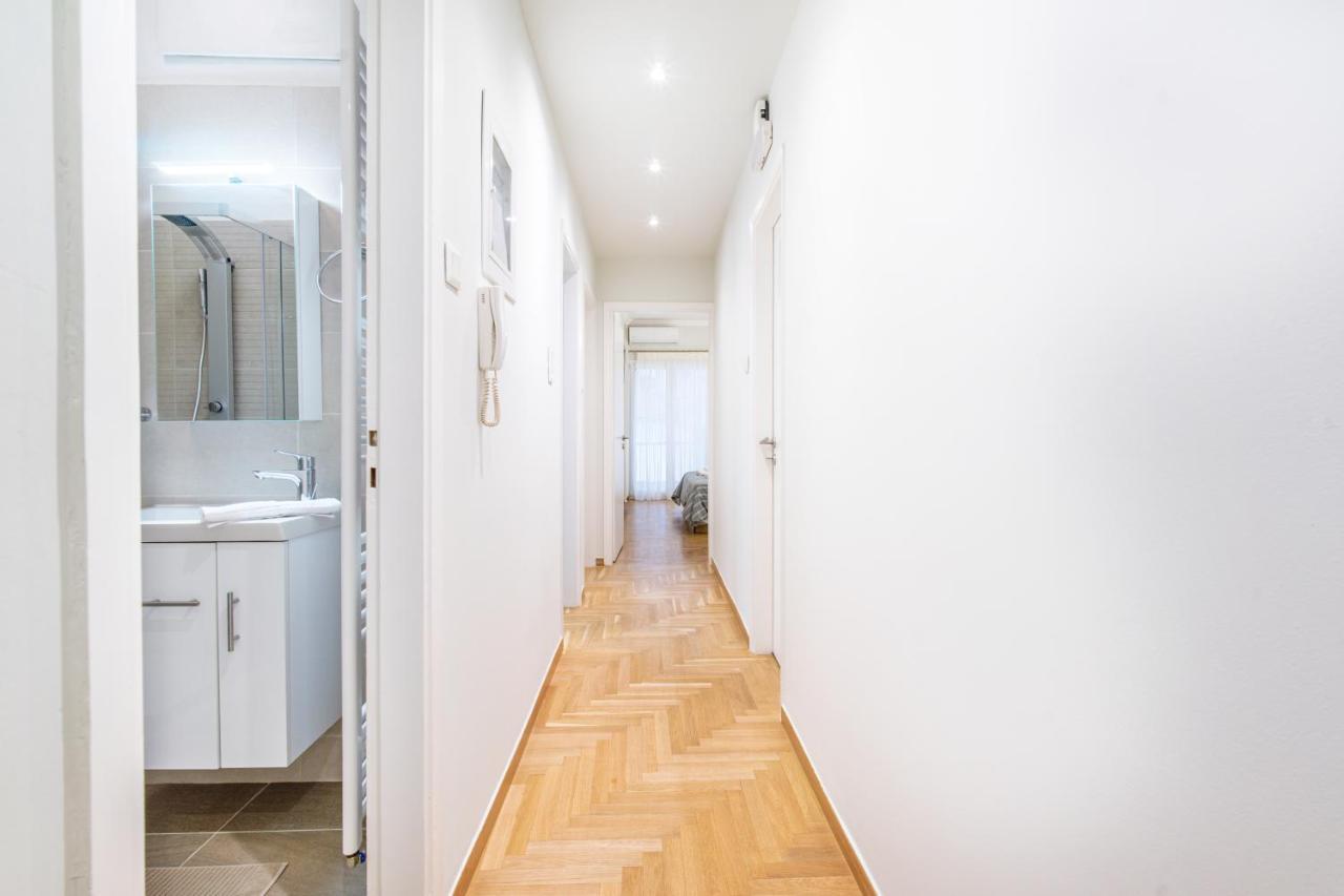 Apartament Urban Luxury On A Quiet Street In The Center Of Ateny Zewnętrze zdjęcie