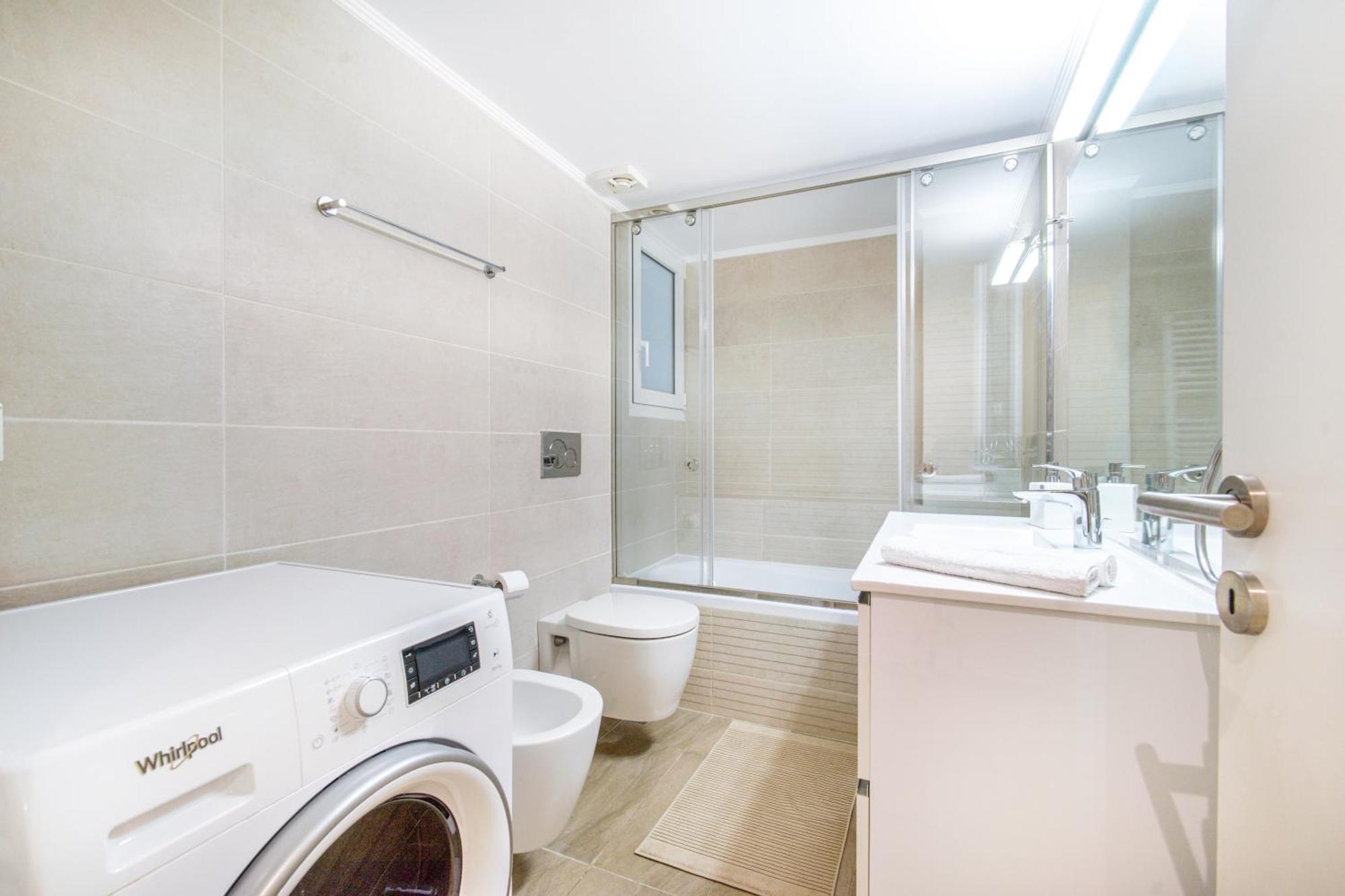 Apartament Urban Luxury On A Quiet Street In The Center Of Ateny Zewnętrze zdjęcie